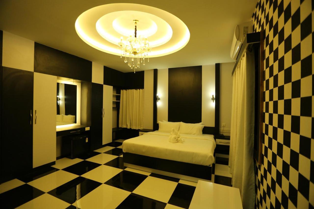 Mehar Inn Hotel Karaikkudi Extérieur photo