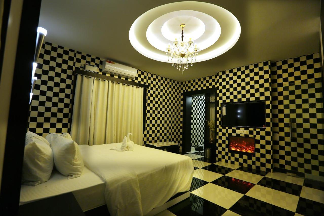 Mehar Inn Hotel Karaikkudi Extérieur photo
